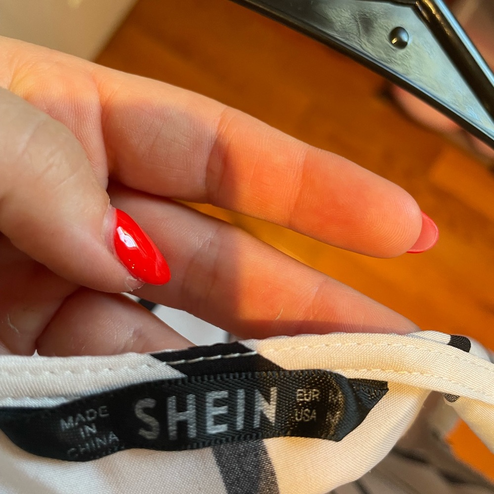 💖 Stripped button down blouse - Picture 4 of 4